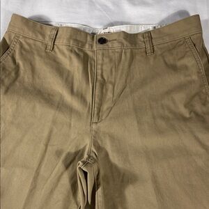 Dockers mens dark khaki basic flat front 10" inseam chino shorts - size 32